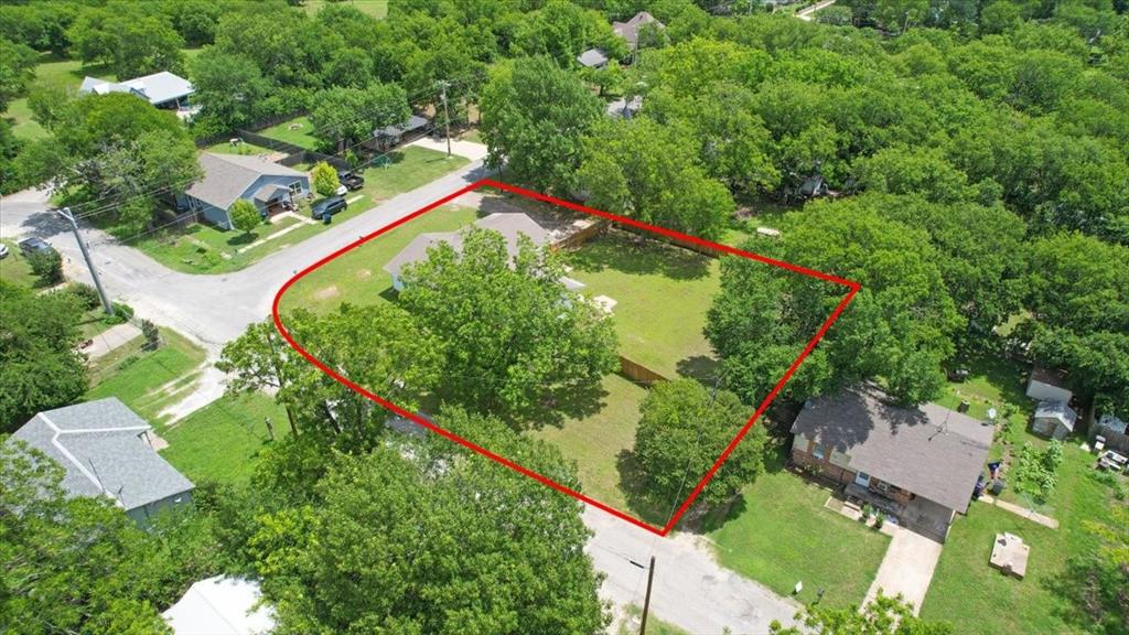 408 N Gowdy Street Property Photo 31