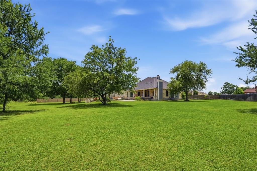 8 Freedom Court Property Photo 33