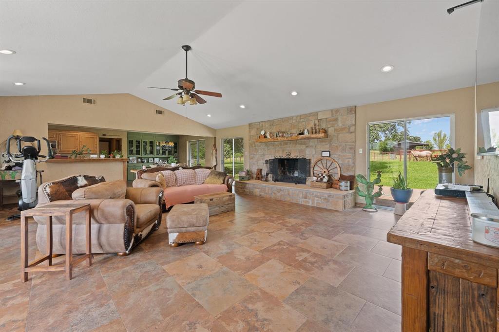 3001 E Fm 4 Property Photo 10