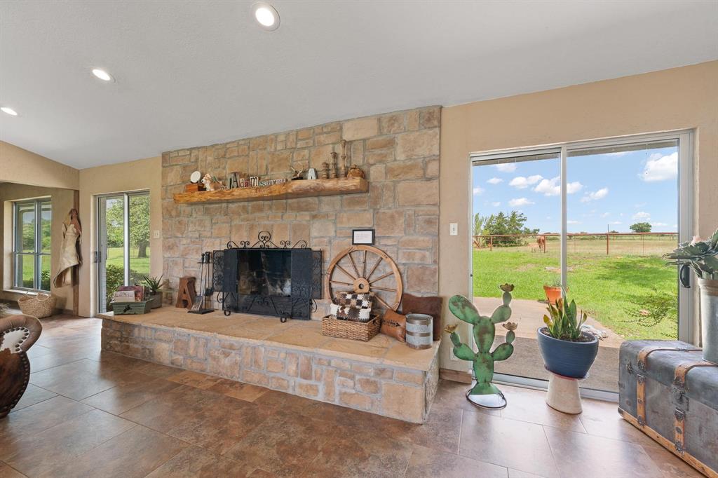 3001 E Fm 4 Property Photo 11