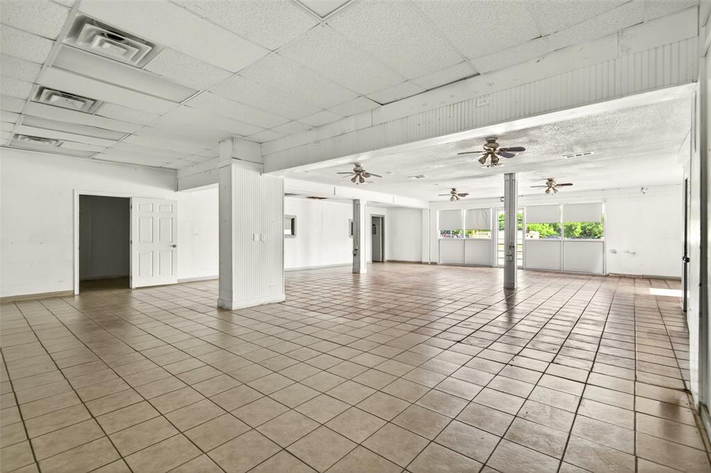 815 E Moore Avenue Property Photo 5