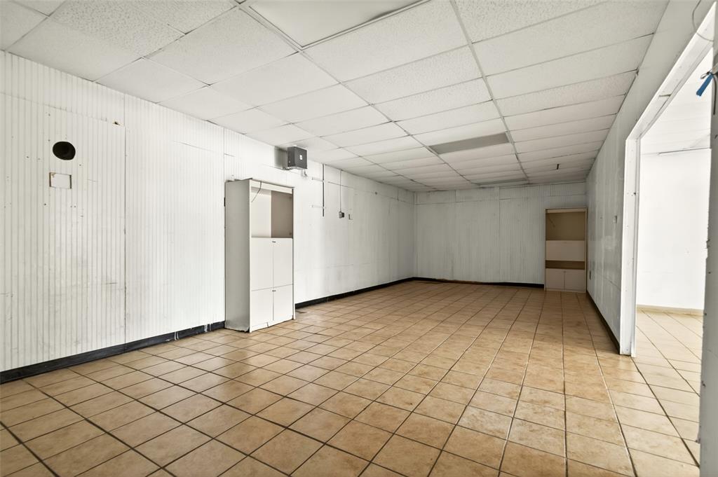 815 E Moore Avenue Property Photo 10