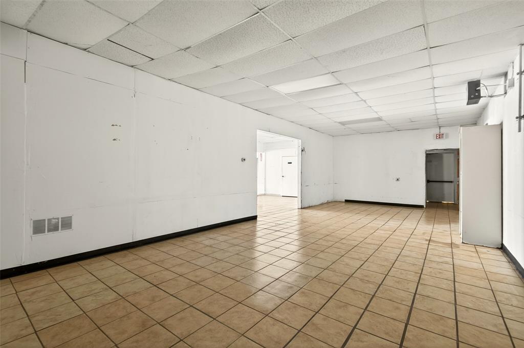 815 E Moore Avenue Property Photo 11