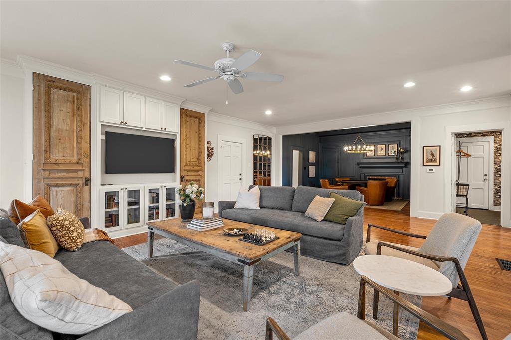 3601 Hillcrest Drive Property Photo 13