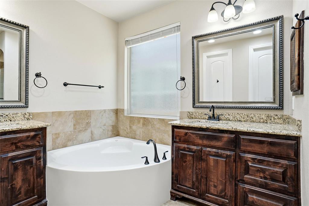 2832 Earl Drive Property Photo 20