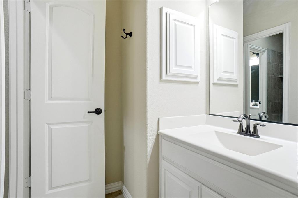 2832 Earl Drive Property Photo 34