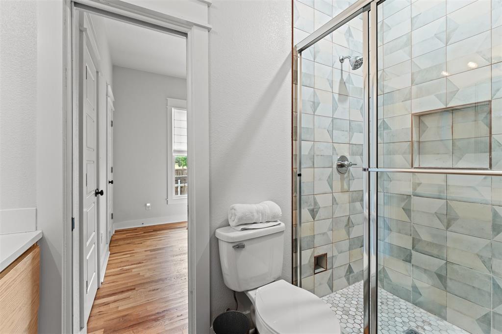 1012 Burnett Avenue Property Photo 18