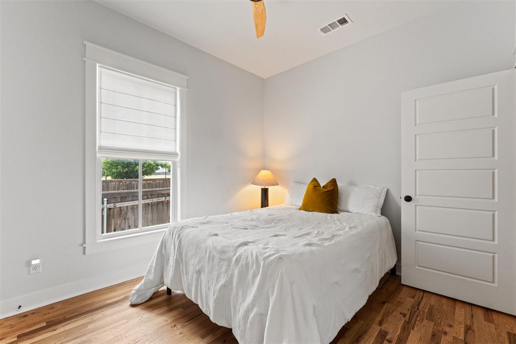 1012 Burnett Avenue Property Photo 20