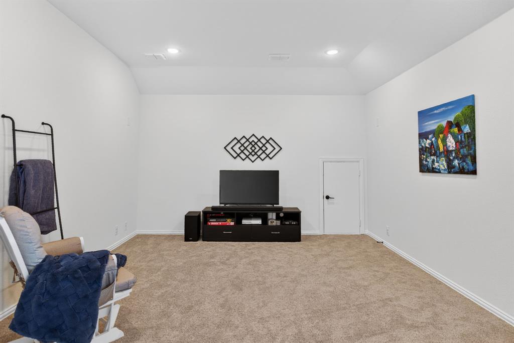 105 Verbena Ridge Drive Property Photo 28