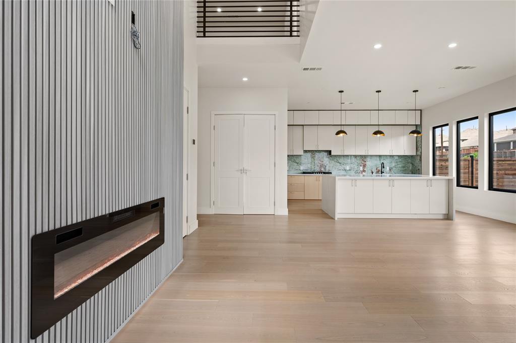 3447 Umyousef Court Property Photo 4