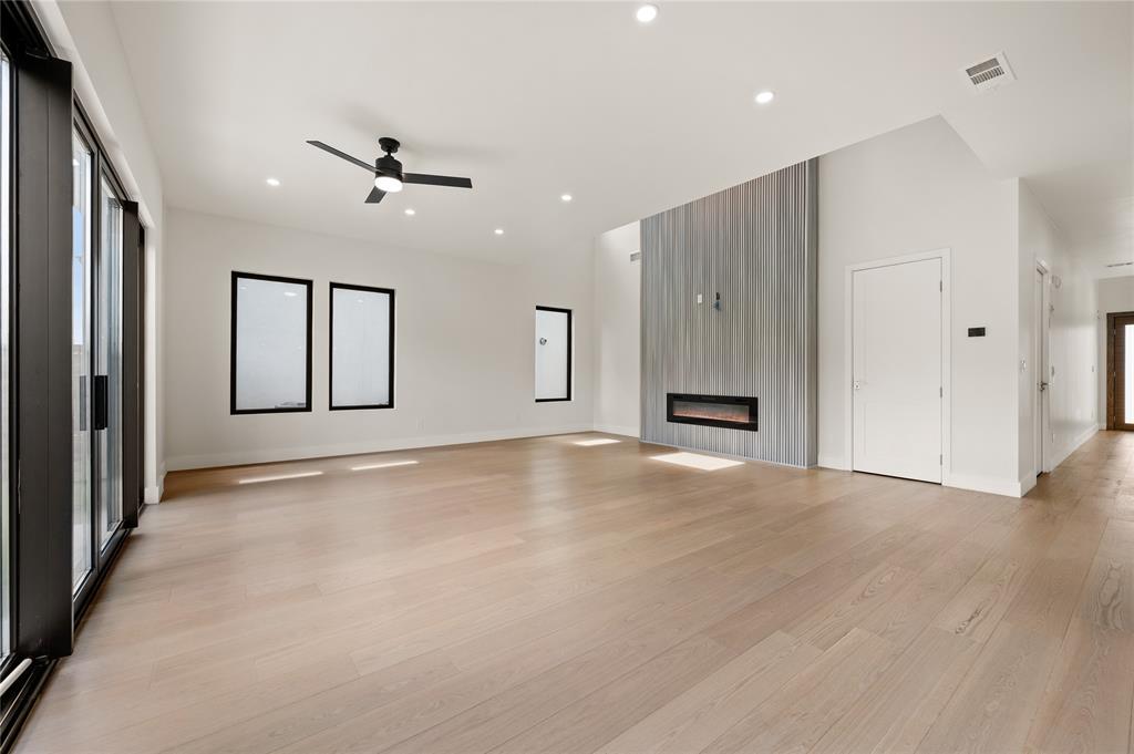 3447 Umyousef Court Property Photo 14