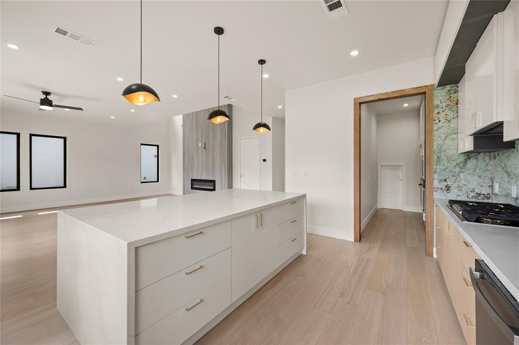 3447 Umyousef Court Property Photo 16