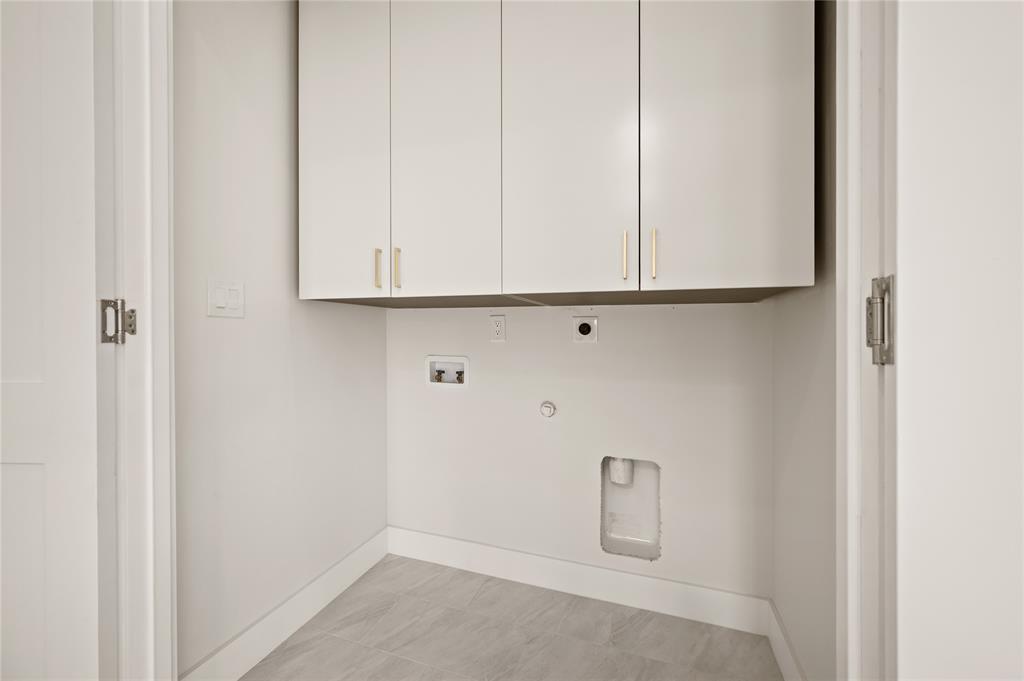 3447 Umyousef Court Property Photo 21