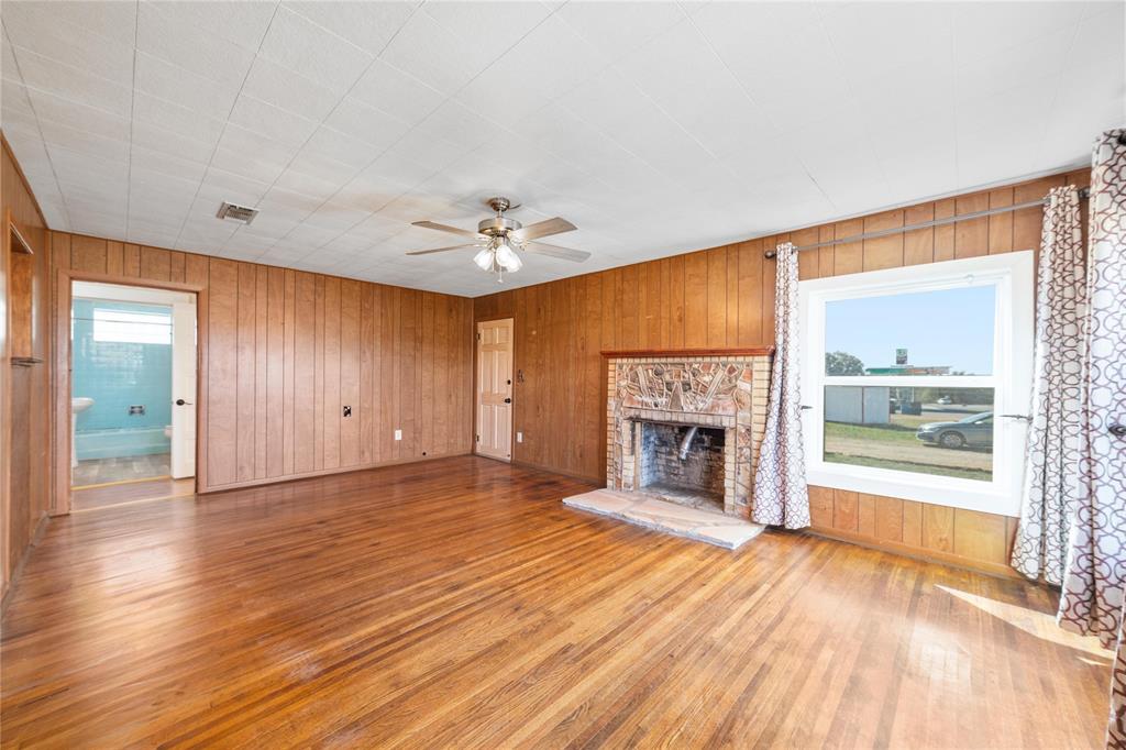 9224 Highway 279 Property Photo 6
