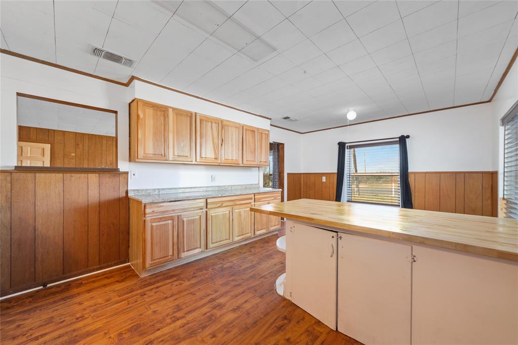 9224 Highway 279 Property Photo 11
