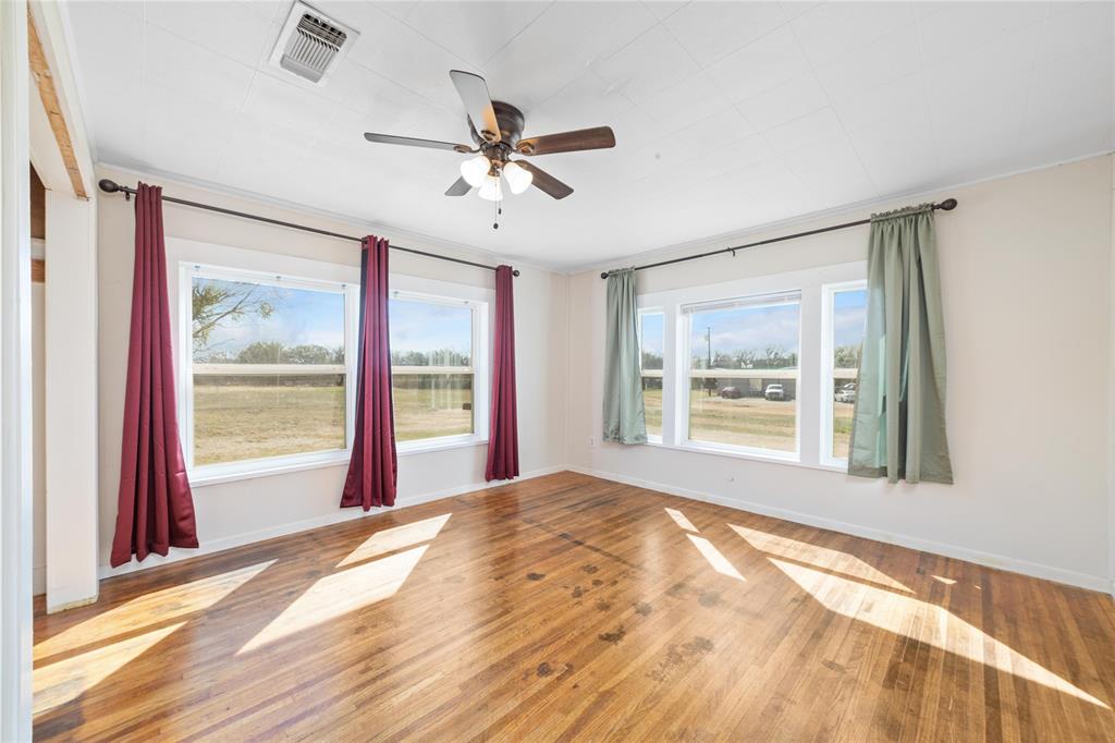 9224 Highway 279 Property Photo 16