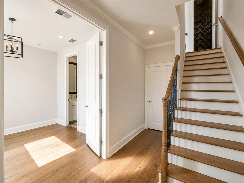 2114 Wenge Lane Property Photo 17