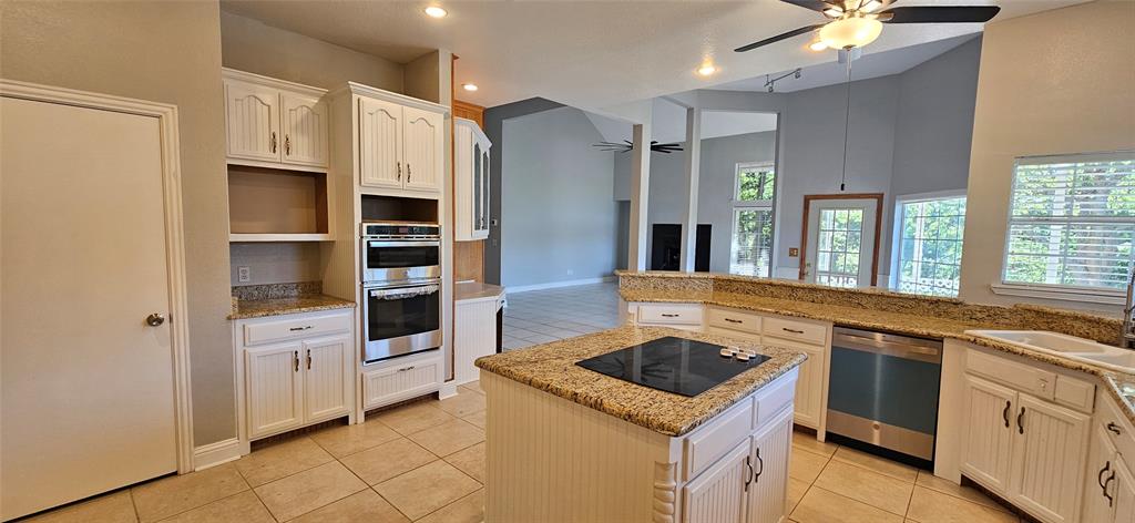 137 Oakview Road Property Photo 4