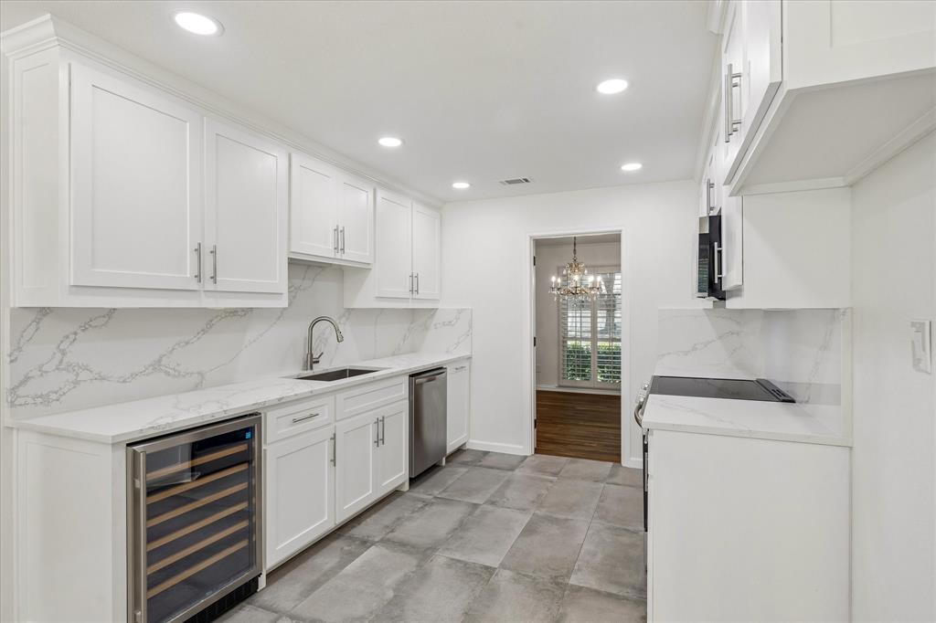 4113 Ridglea Country Club Drive Property Photo 12