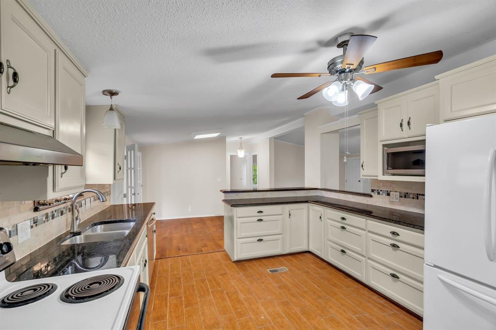 6000 Tranquility Drive Property Photo 10