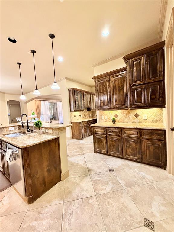 7606 Clearmeadow Lane Property Photo 4