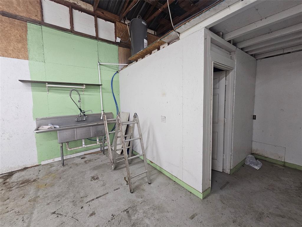 103 N 3rd Avenue Property Photo 4