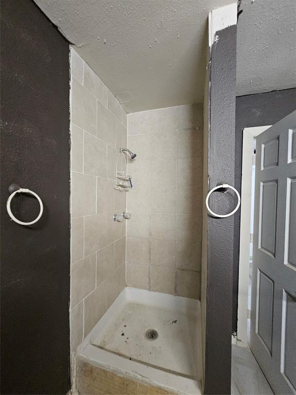103 N 3rd Avenue Property Photo 6