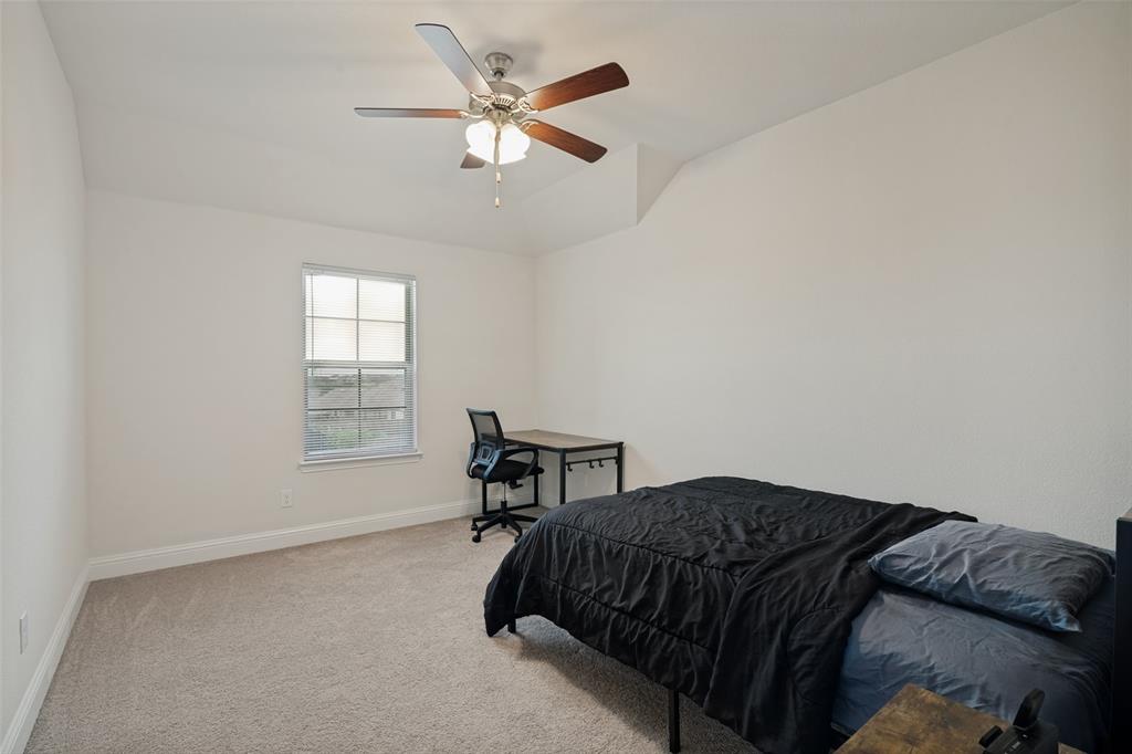 408 Patterson Court Property Photo 21