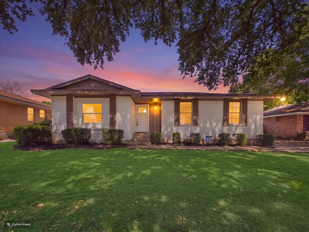 1211 Robin Glen Drive