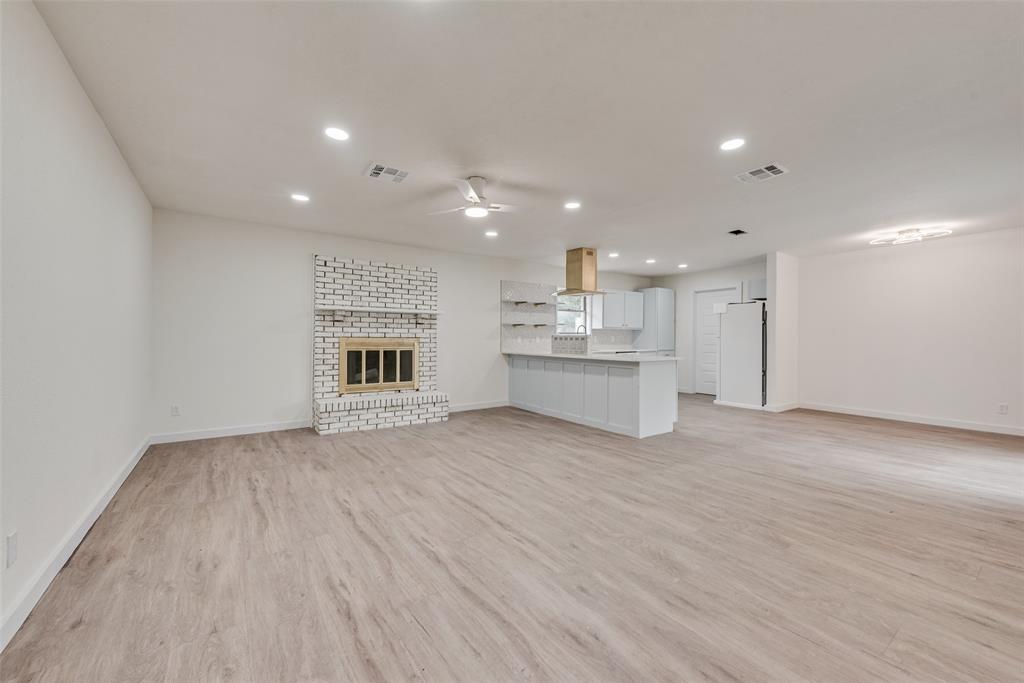 1211 Robin Glen Drive Property Photo 10