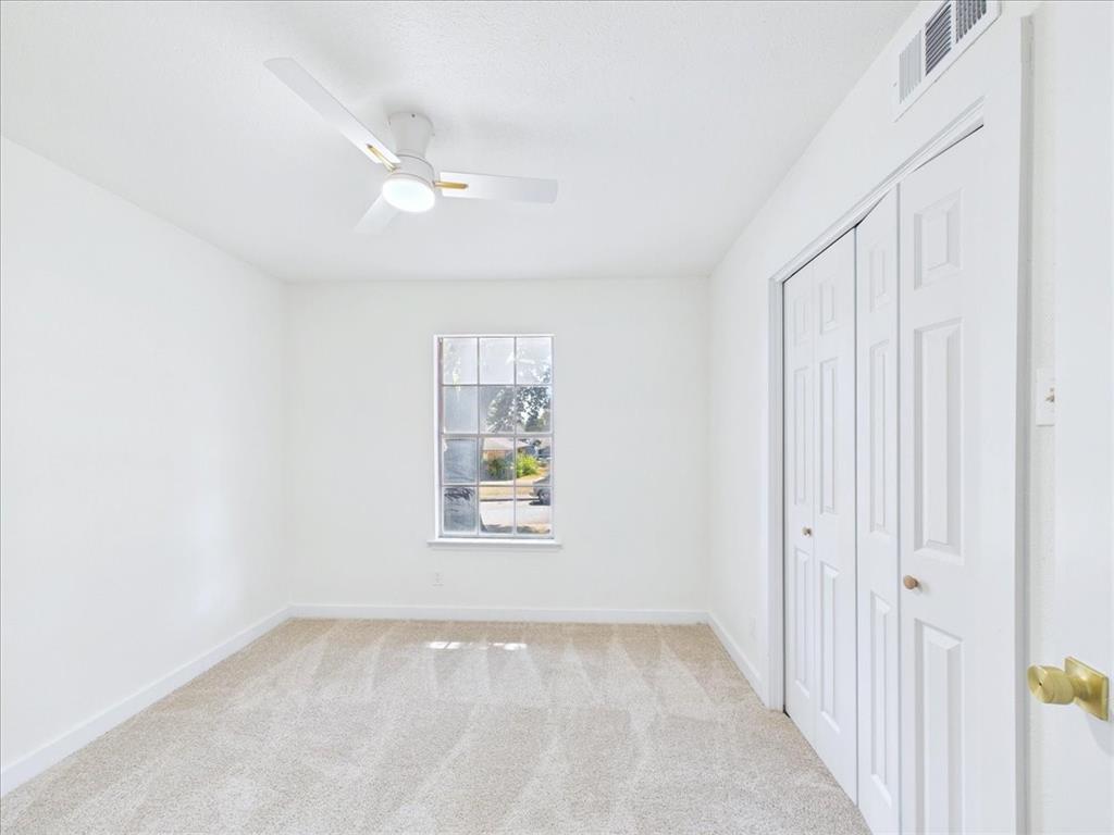 1211 Robin Glen Drive Property Photo 20