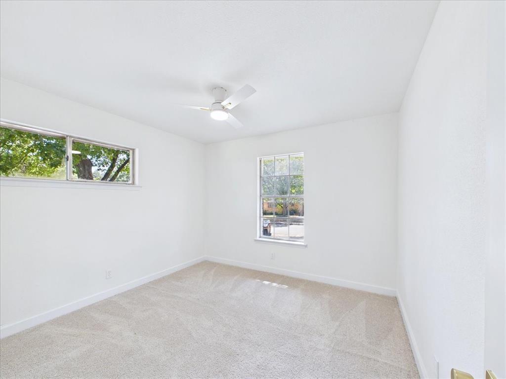 1211 Robin Glen Drive Property Photo 21