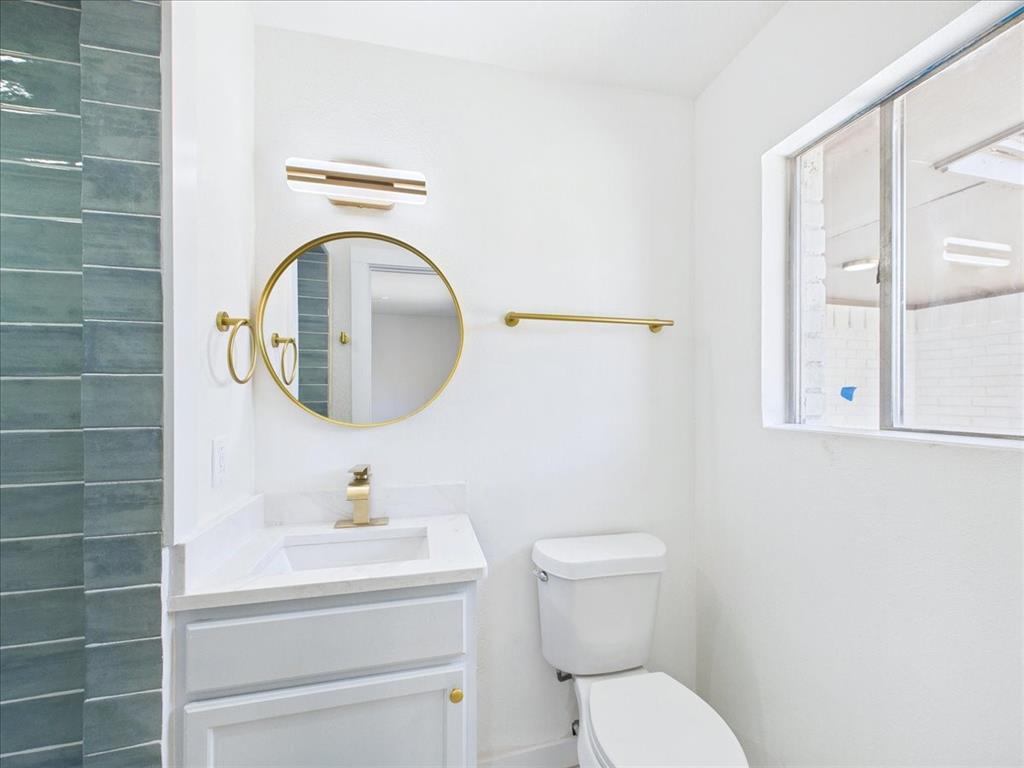 1211 Robin Glen Drive Property Photo 25