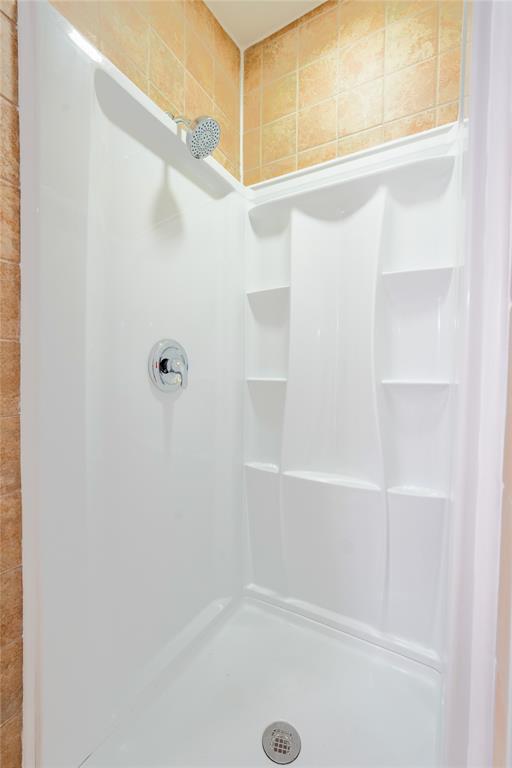 2708 Cedar Point Drive Property Photo 18