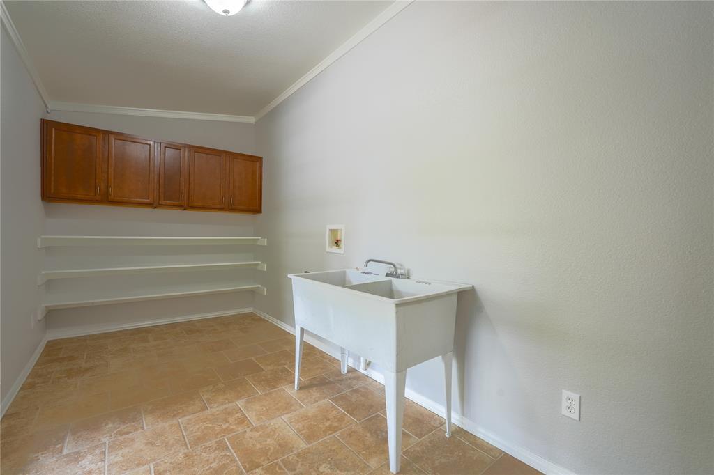 2708 Cedar Point Drive Property Photo 23