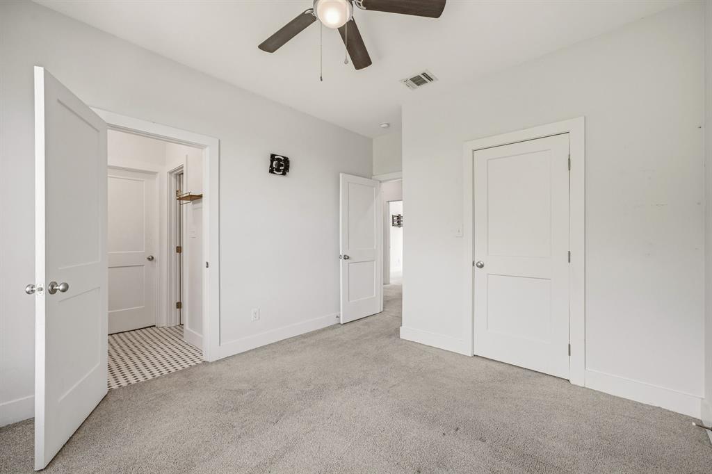 745 N Miller Avenue Property Photo 21