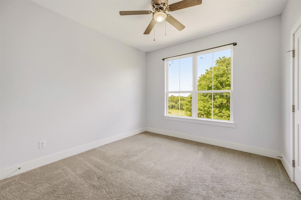745 N Miller Avenue Property Photo 22