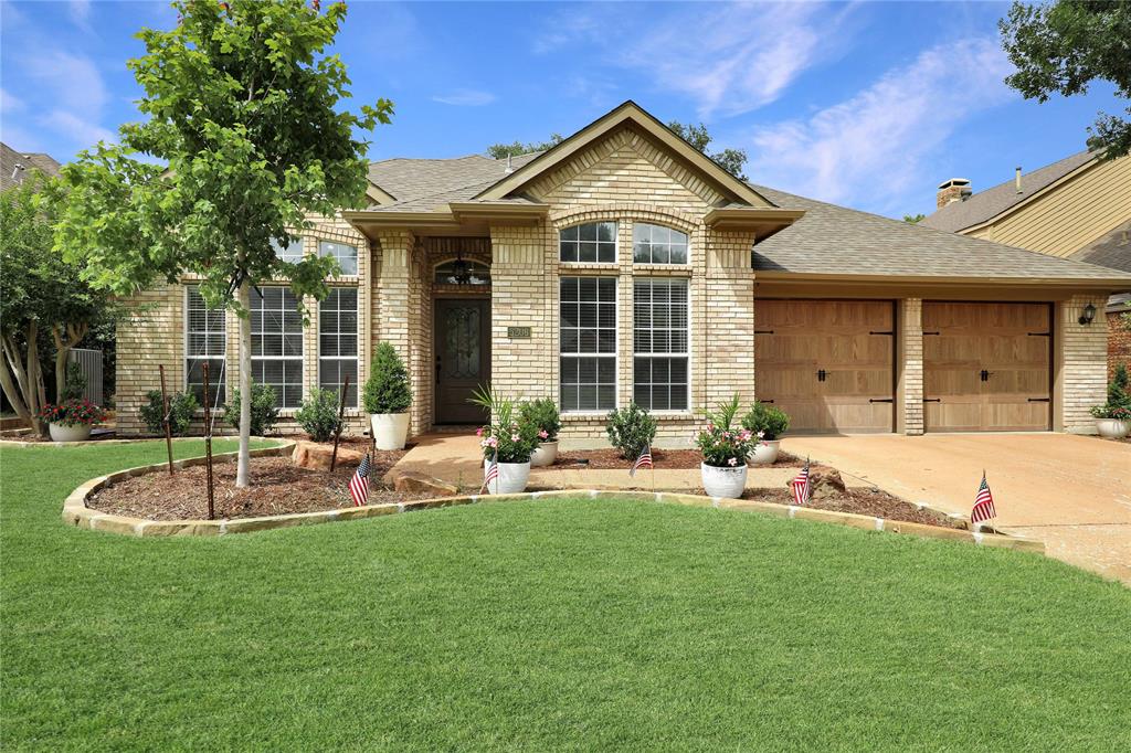 5206 N Briar Ridge Circle Property Photo 1