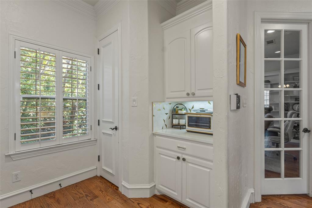 612 Rockingham Drive Property Photo 8