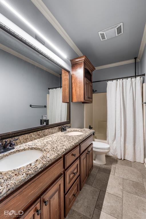 2220 Forest Hills Boulevard Property Photo 33