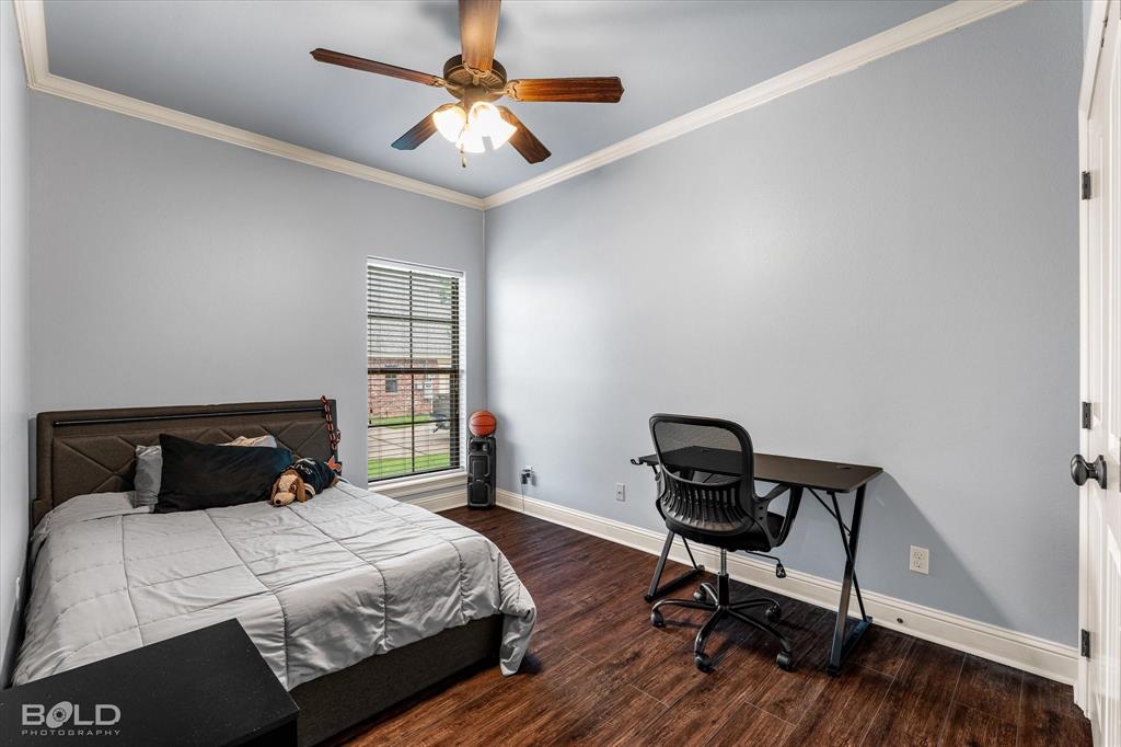 2220 Forest Hills Boulevard Property Photo 34