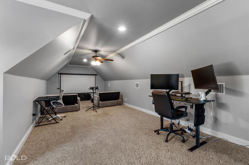 2220 Forest Hills Boulevard Property Photo 36