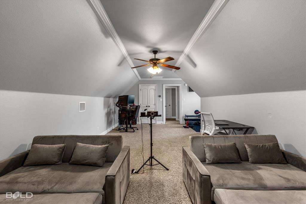 2220 Forest Hills Boulevard Property Photo 37