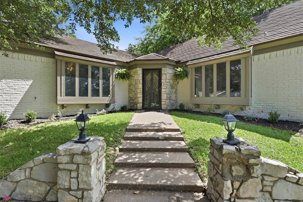 240 Timberlake Drive Property Photo 8