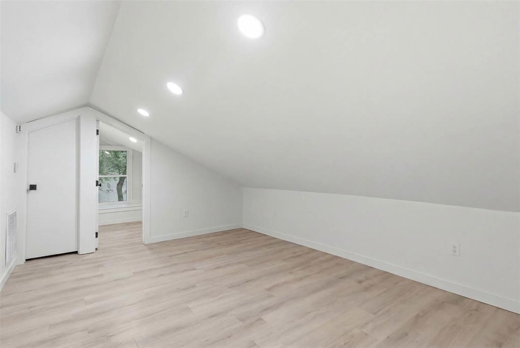 240 Timberlake Drive Property Photo 24