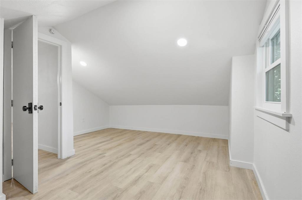 240 Timberlake Drive Property Photo 26
