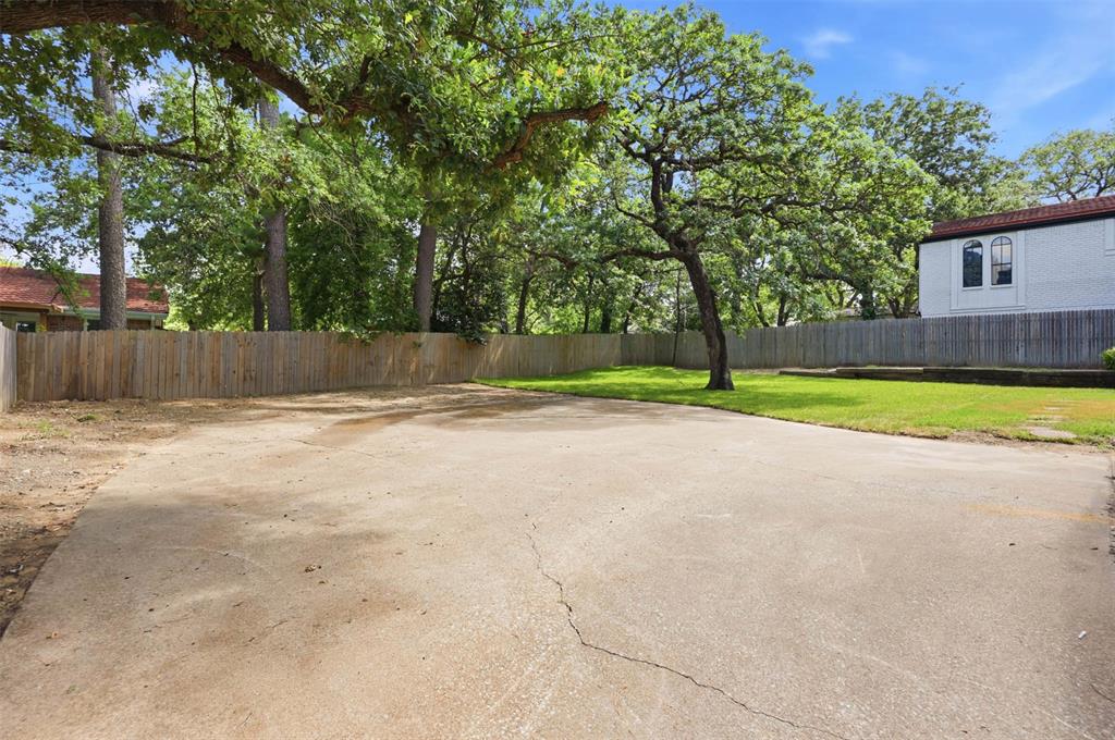 240 Timberlake Drive Property Photo 32