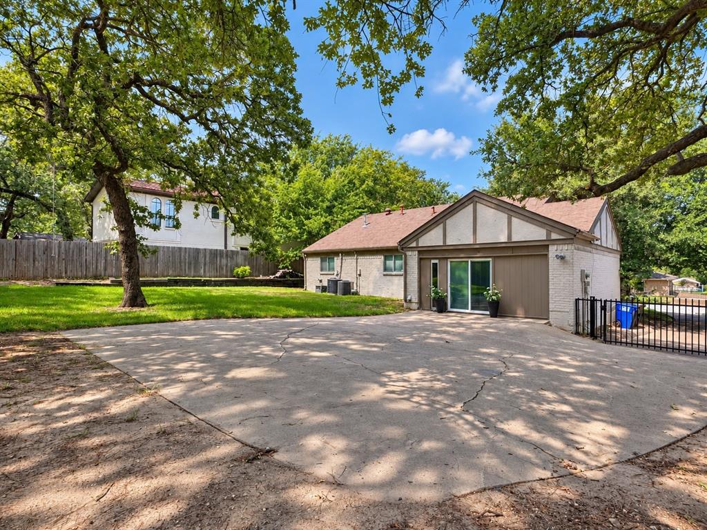 240 Timberlake Drive Property Photo 32