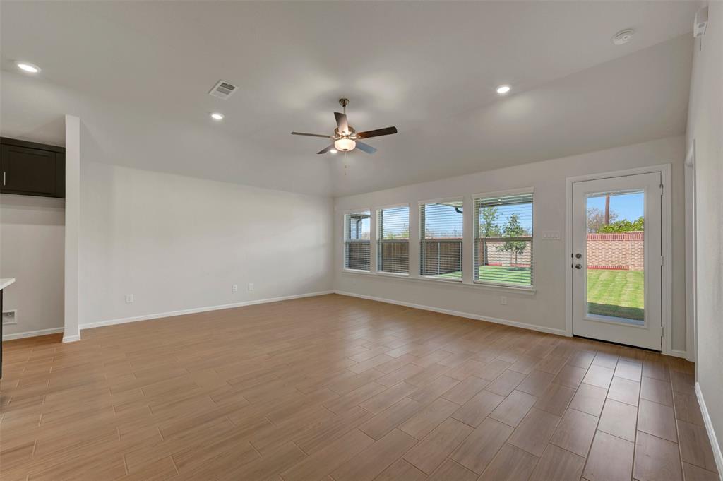 160 Hudson Lane Property Photo 21