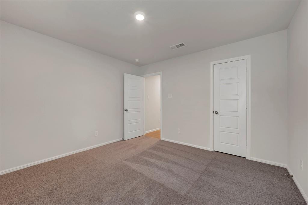 160 Hudson Lane Property Photo 23